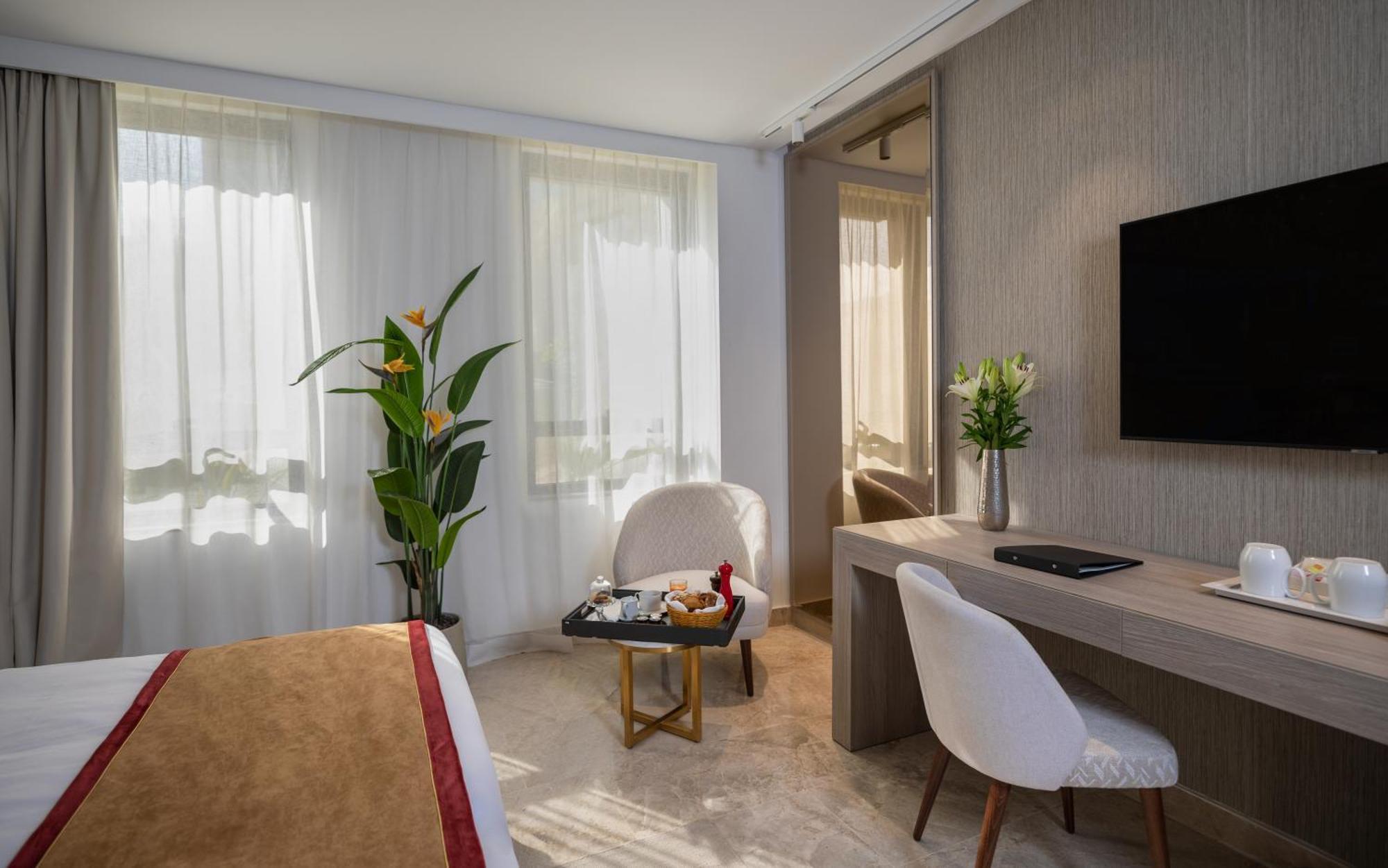 Hotel Royal Asbu